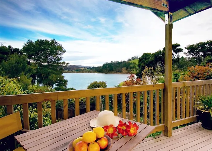Vacation rental: Bay Of Islands Cottages